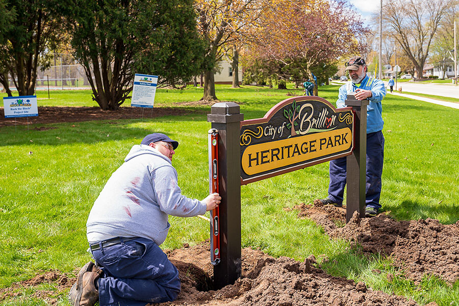 Heritage-park-sign.jpeg
